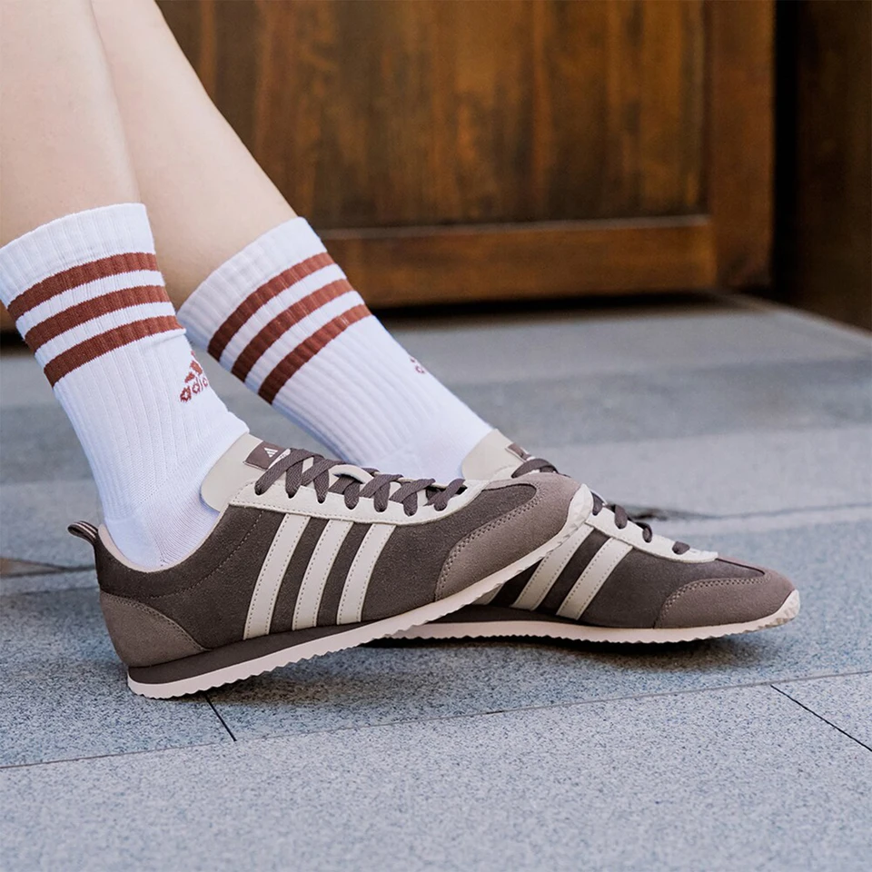 Adidas Official Genuine VS JOG 2.0 Men's and Women's Thin-Sole Anti-Slip Casual Shoes JS1123