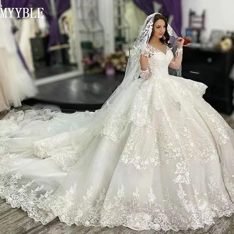 Princess Plus Size Wedding Dresses 2026 Lace Applique Long Sleeve Custom Made Tiered Skirt Dubai Arabic Bridal Wedding Dress